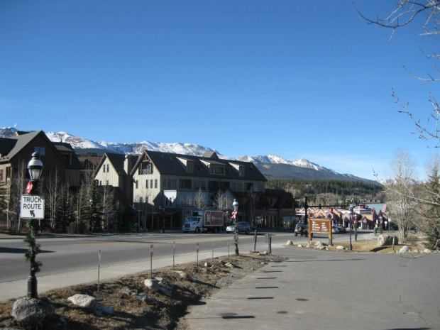 30974_4888737977885_343491450_n