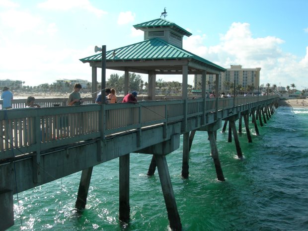 Deerfield-pier-2007-12-09