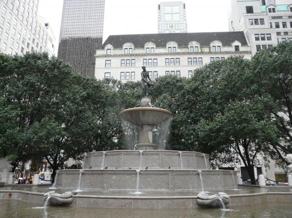 pulitzer-fountain-valerie-ornstein
