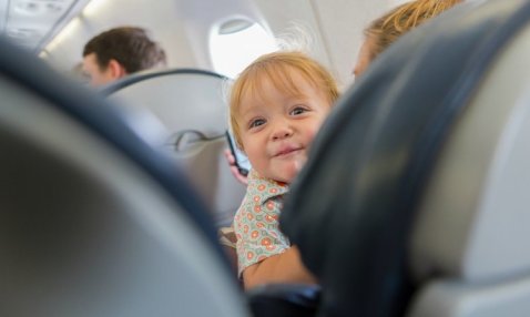 135-87271-travel-with-baby-on-plane-gifs-1418859378