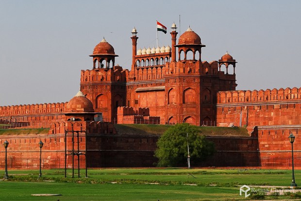 Facade-Of-Red-Fort-Old-Delhi