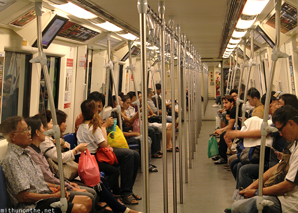 bangkok-subway-train